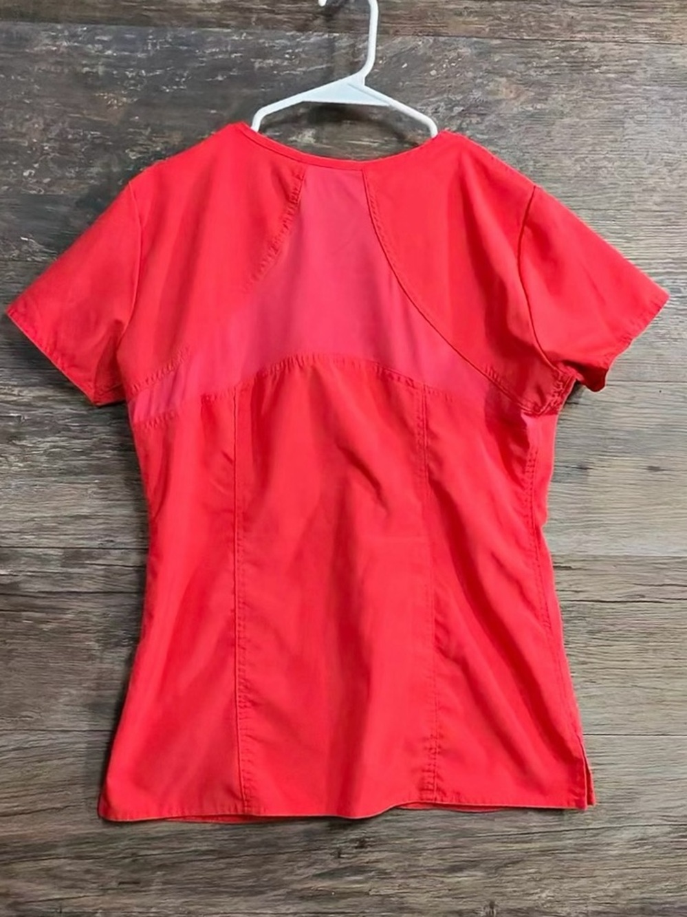 Med Couture Red V-Neck Short Sleeve Scrub Top - Picture 3 of 10